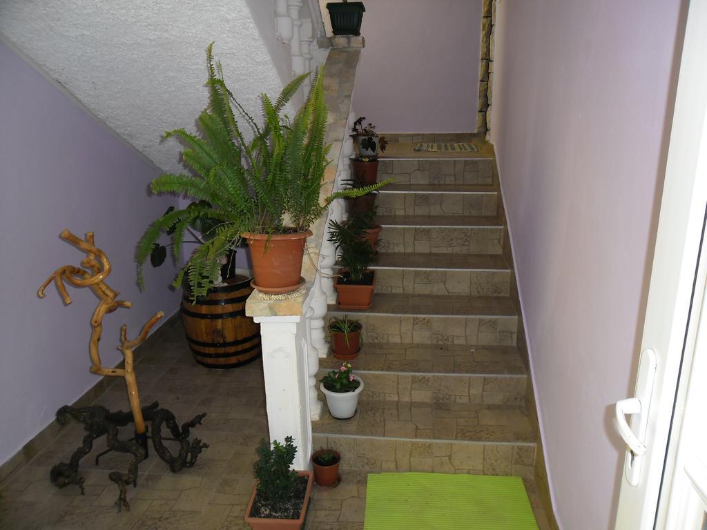 Apartmens Zara Διαμέρισμα Σίμπενικ Δωμάτιο φωτογραφία
